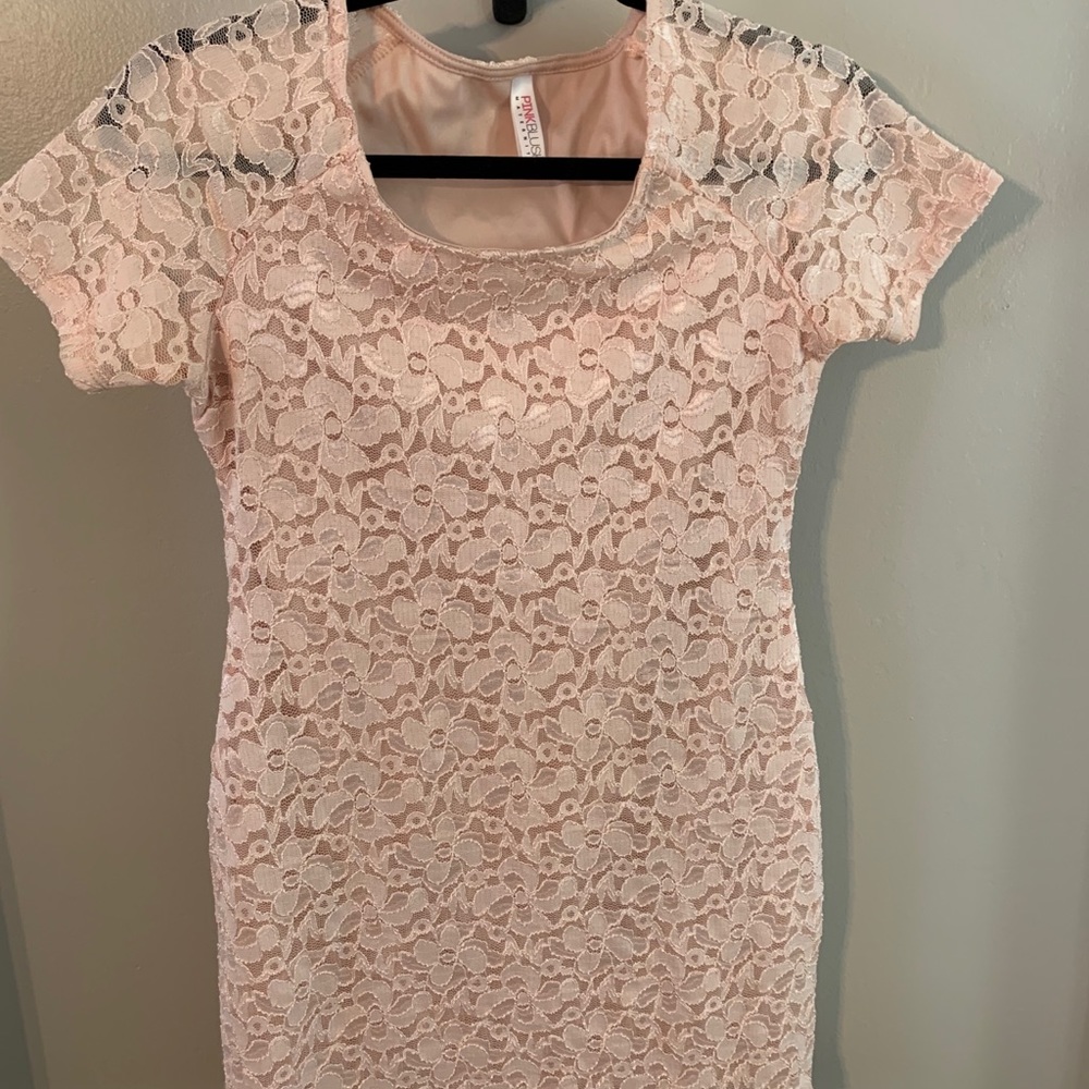 🌸🤰🏻PinkBlush Maternity Lace Tunic - Picture 7 of 7